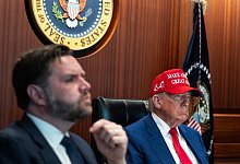 Nahostkonflikt - Situation Room im Weißen Haus - -/The White House via AP/dpa