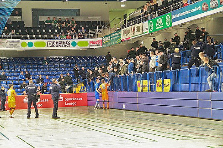 Polizeieinsatz beim A-Jugend-Masters - © Lemgo