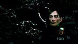 Charles Dalton könnte auch Sänger in einer Gothic-Band sein, hat sich aber für den Beruf des Forensikers entschieden. - © Blue Hat Studio