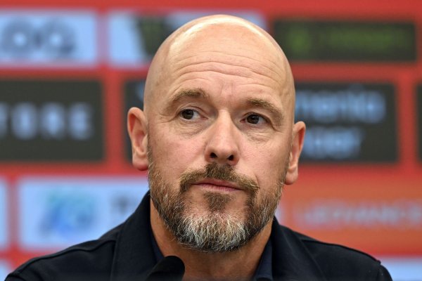 Erik ten Hag ist neuer Trainer bei Bayer Leverkusen - © Federico Gambarini/dpa