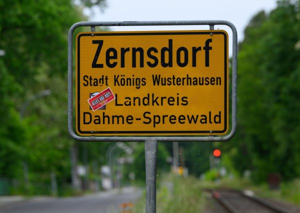 In Königs Wusterhausen hat es eine Durchsuchung im Rahmen von Ermittlungen des Generalbundesanwalts gegeben. - © Patrick Pleul/dpa