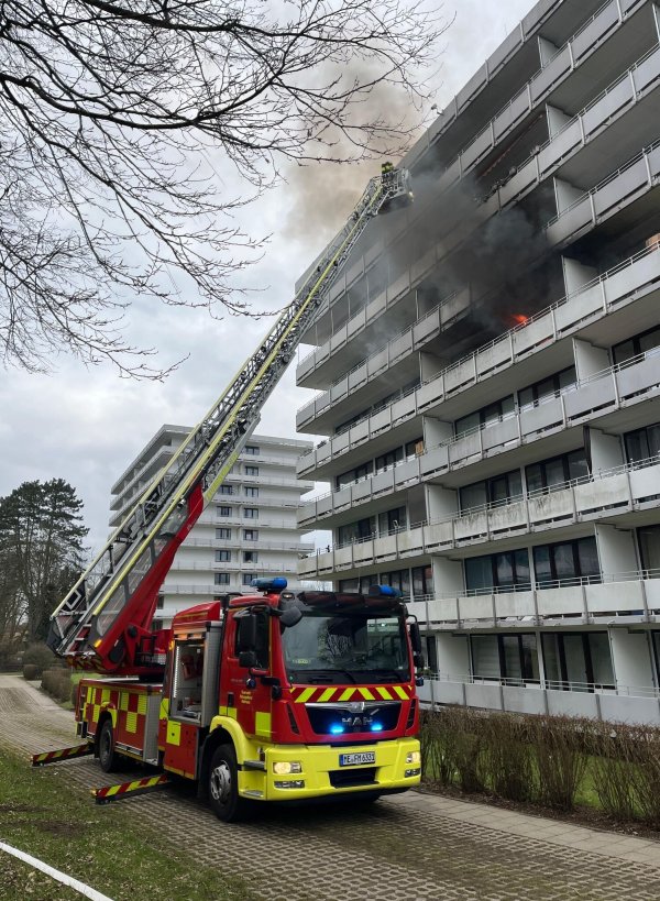 Verletzt wurde bei dem Brand niemand. (Handout) - © --/Feuerwehr Mettmann/dpa