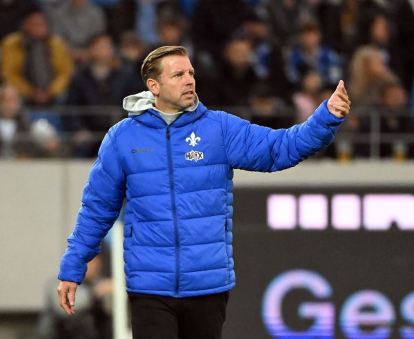 Fußball-Zweitligist SV Darmstadt 98 um Trainer Florian Kohfeldt empfängt am Freitagabend den 1. FC Köln. - © Uli Deck/dpa