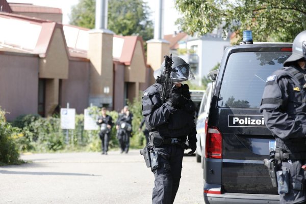 Noch gibt es viele Fragezeichen rund um die Tat. - © David Oßwald/NEWS5/dpa