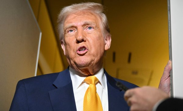 Die handelspolitische Linie der Trump-Regierung stiftet einige Verwirrung. - © -/Pool via AP/dpa