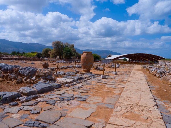Auf Kreta zeugen archäologische Stätten von der Blüte der minoischen Zivilisation zwischen 2800 und 1100 vor unserer Zeit. (Archivbild) - © Y.Papadakis/Ministry Of Culture/Unesco/dpa