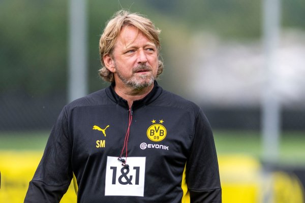 Borussia Dortmund trennt sich wieder von seinem Kaderplaner Sven Mislintat. - © David Inderlied/dpa
