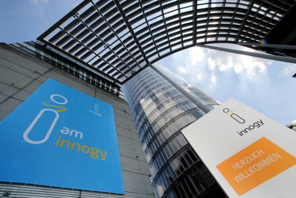 Innogy RWE Zentrale - © Foto: Roland Weihrauch/Illustration