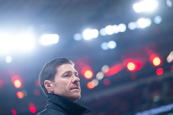 Leverkusens Trainer Xabi Alonso. - © Marius Becker/dpa