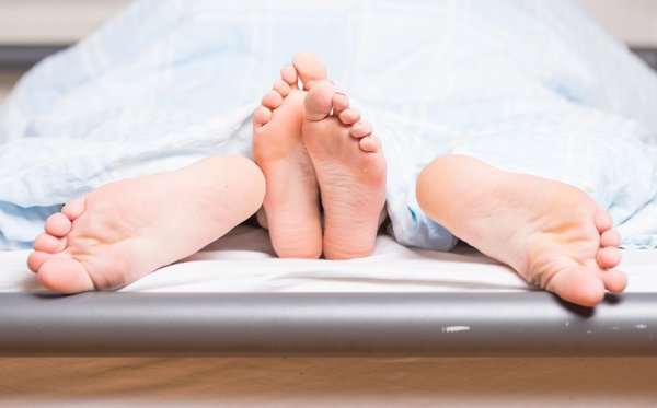 Herzkrank und Sex - geht das? - © Christophe Gateau/dpa/dpa-tmn