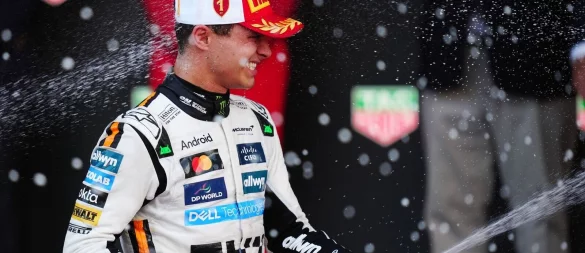 Lando Norris kann endlich wieder feiern. - © David Davies/PA Wire/dpa