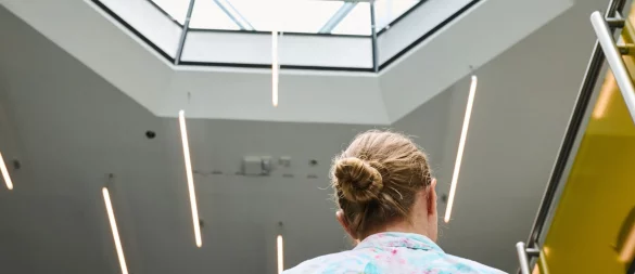 Unternehmenskultur erkennen: Ein Blick hinter die Fassade des Unternehmens kann aufschlussreich sein. - © Annette Riedl/dpa/dpa-tmn