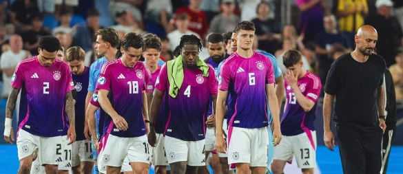 Enttäuschung beim deutschen Team nach dem Finale der U21.EM. - © Robert Nemeti/dpa