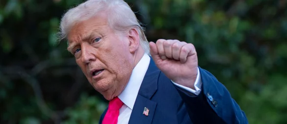 US-Präsident Donald Trump hat wiederholt die Rechte von Transmenschen angegriffen. - © Alex Brandon/AP/dpa