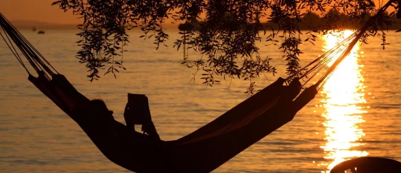 Wenn der Urlaub nicht mehr ausreicht: Mit einem Sabbatical können sich Beschäftigte eine bewusste Auszeit vom Arbeitsleben nehmen. - © Karl-Josef Hildenbrand/dpa/dpa-tmn