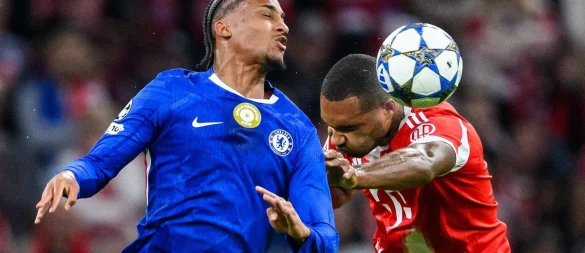 Jonathan Tah (r) gegen João Pedro, in den Zweikämpfen ging es zur Sache. - © Tom Weller/dpa
