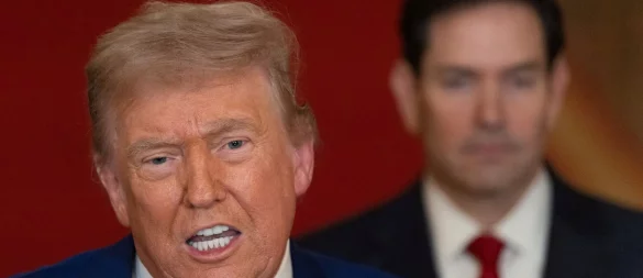 US-Präsident Donald Trump spricht im Weißen Haus in Washington, nachdem das US-Militär iranische Nuklear- und Militäranlagen angegriffen hat. - © Carlos Barria/Reuters Pool via AP/dpa