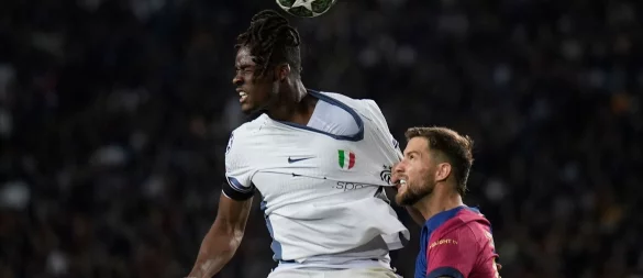 Inter-Verteidiger Yann Aurel Bisseck beim Halbfinal-Coup gegen den FC Barcelona. - © Emilio Morenatti/AP/dpa