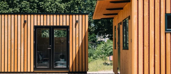 Vier Wände auf wenigen Quadratmetern: Bevor das Tiny House zum Wohntraum wird, sollten rechtliche und bauliche Fragen sorgfältig geklärt sein. - © Zacharie Scheurer/dpa-tmn