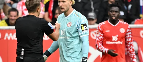 Mainz-Torhüter Robin Zentner muss gegen Mainz mit Rot vom Feld. (Archivfoto) - © Torsten Silz/dpa