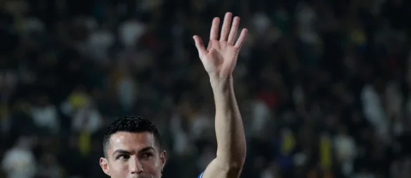 Cristiano Ronaldo könnte Al-Nassr demnächst verlassen. - © Amr Nabil/AP/dpa