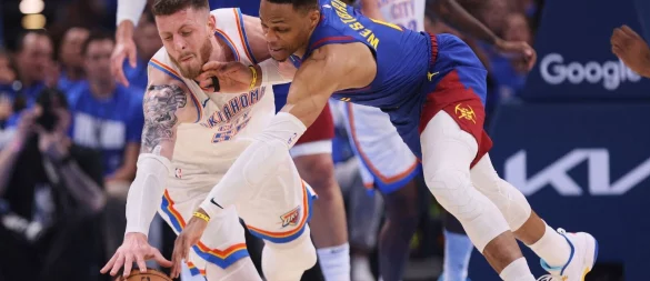 Isaiah Hartenstein gab vollen Einsatz - auch gegen Russell Westbrook. - © Nate Billings/AP/dpa
