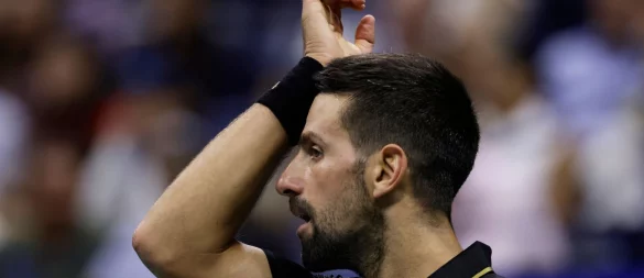Novak Djokovic musste in seiner Drittrundenpartie einen Satzverlust gegen Cameron Norrie verdauen. - © Adam Hunger/FR110666/AP/dpa