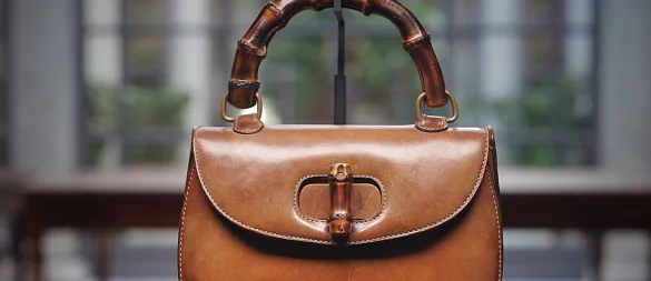 Eine Doku auf Arte schildert die Geschichte der luxuriösen Modemarke Gucci. - © -/Incognita Doc/ARTE/dpa