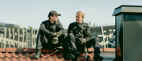 Jan Gunnar Røise und Thorbjørn Harr in einer Szene des Films «Oslo Stories: Sehnsucht» - © Lukasz Bak/-/