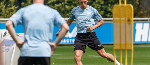 Neu-Kapitän Fabian Reese will mit Hertha BSC zurück in die Bundesliga. - © Andreas Gora/dpa