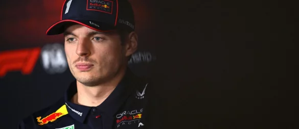 Max Verstappen musste wegen Fluchens schon Sozialarbeit verrichten. - © Joel Carrett/AAP/dpa