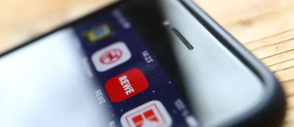 Im Schnitt sind mit den Einkaufs-Apps oft nur Mini-Rabatte drin. Und auch die sind schnell wieder weg, wenn man nicht diszipliniert einkauft. - © Karl-Josef Hildenbrand/dpa/dpa-tmn
