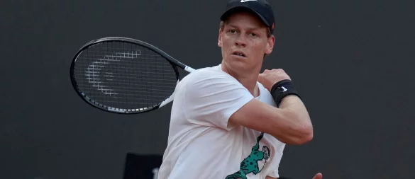 Jannik Sinner tritt nach seiner Dopingsperre in Rom erstmals wieder an. - © Alfredo Falcone/LaPresse/AP/dpa
