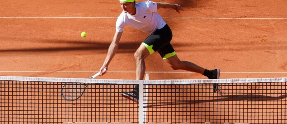 Alexander Zverev hatte eine turbulente Anreise nach Paris. - © Frank Molter/dpa
