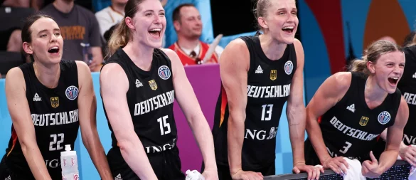 Deutschlands Basketballerinnen haben bei der EM das erste Platzierungsspiel gewonnen. - © Christian Charisius/dpa