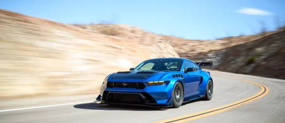 Muscle-Car trifft Rennsporttechnik: Der neue Ford Mustang GTD bringt beeindruckende 828 PS auf die Straße und ist ab Frühjahr in Deutschland erhältlich. - © Ford/dpa-tmn