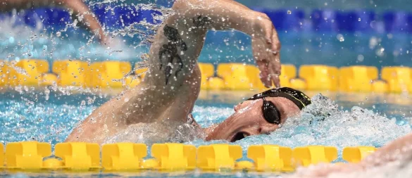Florian Wellbrock schwimmt Weltjahresbestzeit über 1500 Meter Freistil - © Christoph Soeder/dpa