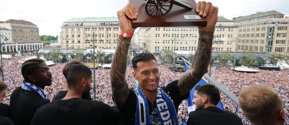 Erster Treffer für neuen Club: Der frühere HSV-Angreifer Davie Selke. - © Christian Charisius/dpa