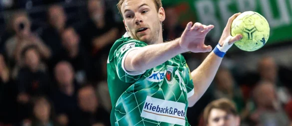 Welthandballer Mathias Gidsel war auch gegen Bietigheim bester Berliner Werfer. - © Andreas Gora/dpa