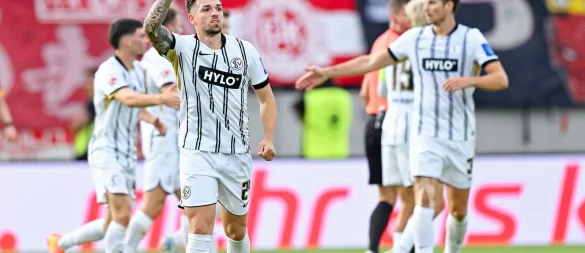 Elversberg siegt in der Nachspielzeit gegen Kaiserslautern. - © Uwe Anspach/dpa