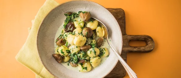 Das Magazin «Öko-Test» hat sich fertige Gnocchi aus dem Supermarkt genauer angesehen. - © Christin Klose/dpa-tmn