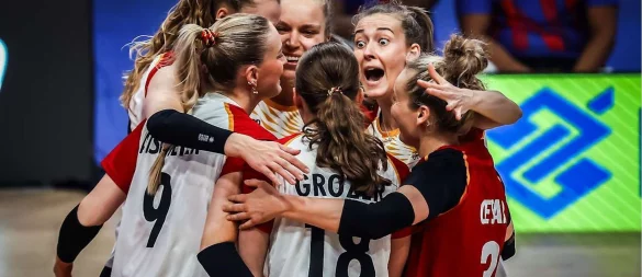 Die deutsche Auswahl schafft den zweiten Sieg. - © --/ volleyballworld/dpa