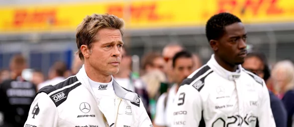 Erst Gegenspieler, dann echte Teamkollegen: Brad Pitt (l) und Damson Idris im neuen Formel-1-Film. - © Tim Goode/Press Association/dpa