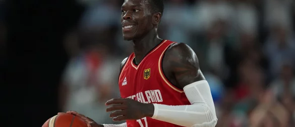 Dennis Schröder hat sich für gleiche Prämien für Männer und Frauen eingesetzt. - © Marcus Brandt/dpa