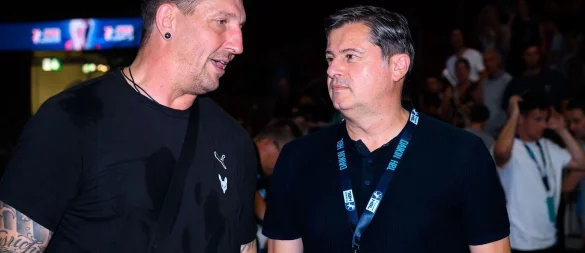 Würden sich über einen Handball-Standort München freuen: Füchse-Sportvorstand Stefan Kretzschmar (l) und Dyn-Gründer Christian Seifert. - © Marco Wolf/dpa