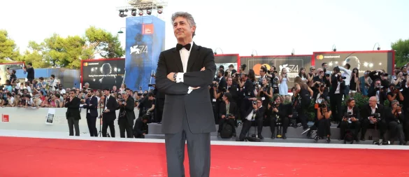 Alexander Payne im Jahr 2017 bei der Eröffnung des Filmfestivals von Venedig. - © picture alliance / Joel Ryan/Invision/AP/dpa