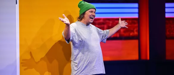 Der Schrotthändler und Realitystar Manni Ludolf mischt sich unter die Kandidaten der ProSieben-Show «Deutschlands dümmster Promi». - © -/Joyn/dpa