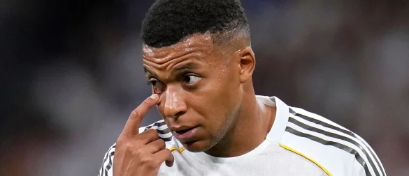 Kylian Mbappé äußert sich kritisch zum Fußballgeschäft. - © Manu Fernandez/AP/dpa