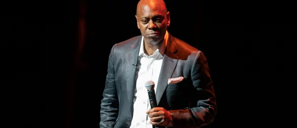 In Saudi-Arabien sollen Comedians wie Dave Chappelle gewaltige Gagen erhalten. (Archivbild) - © Gemunu Amarasinghe/AP/dpa