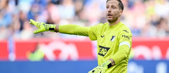 Oliver Baumann hat seinen Vertrag bei der TSG 1899 Hoffenheim vorzeitig verlängert. - © Uwe Anspach/dpa
